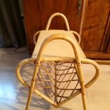 Porte revues en rotin