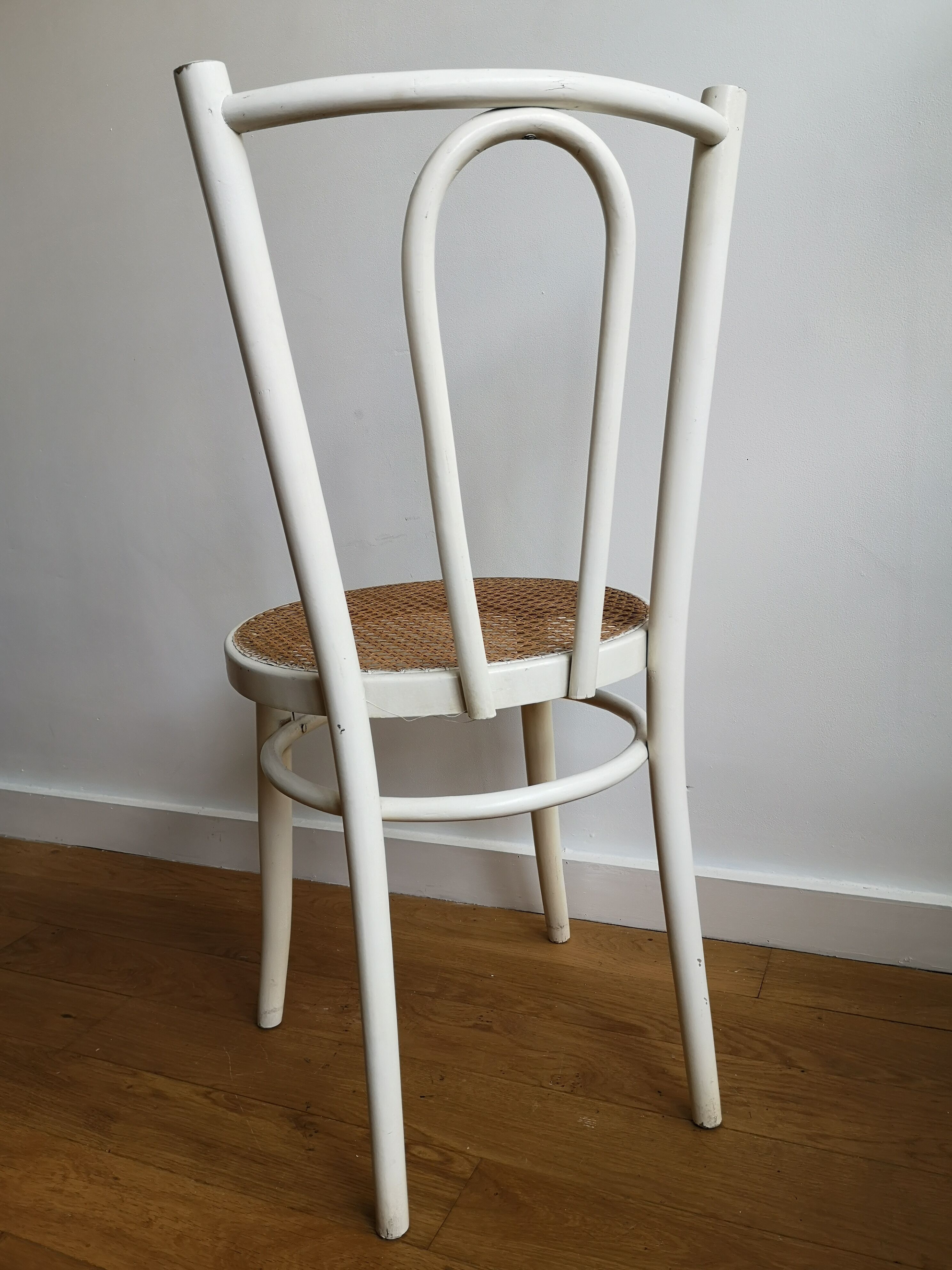 Chaise en bois et cannage