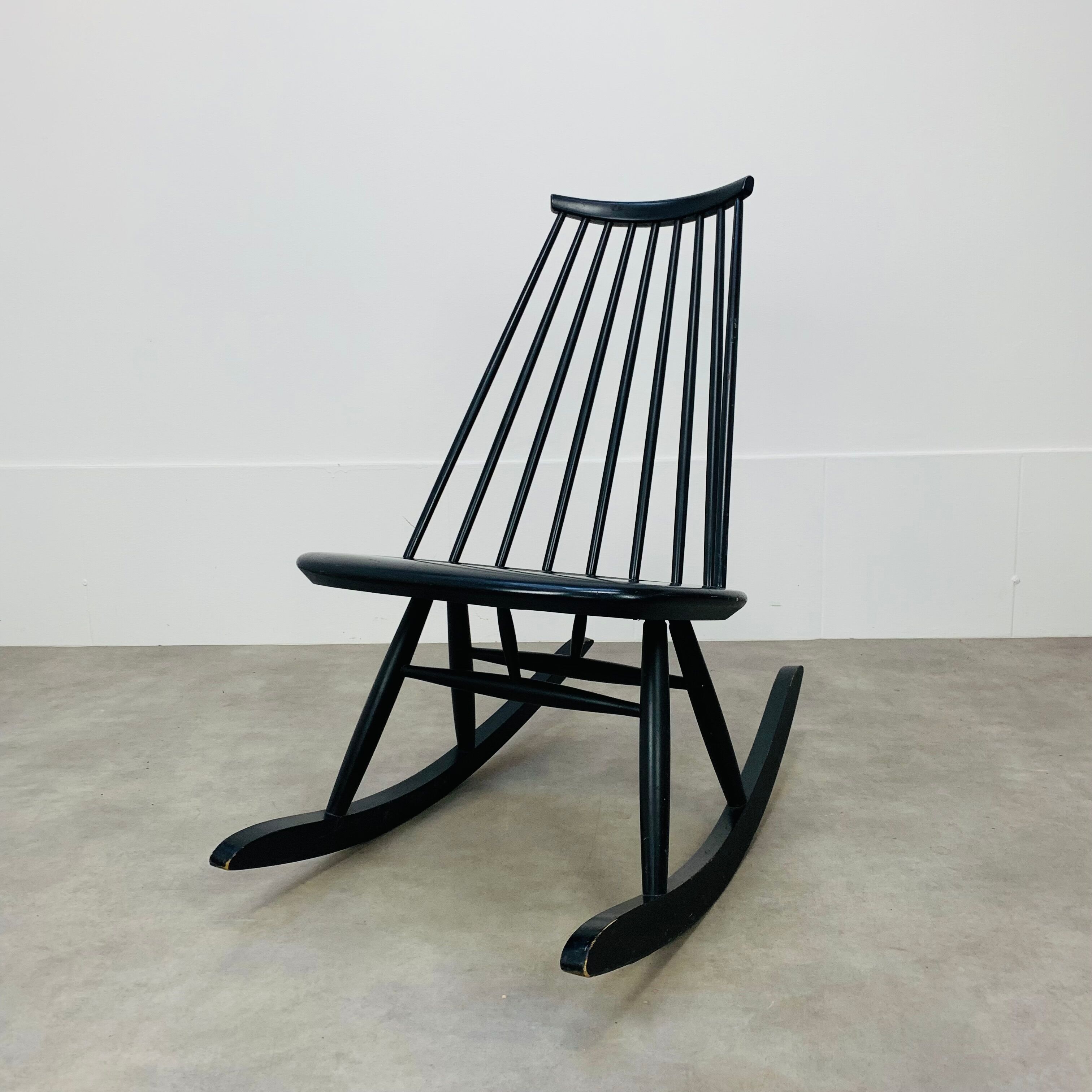 Rocking Chair Mademoiselle by Ilmari Tapiovaara 60s