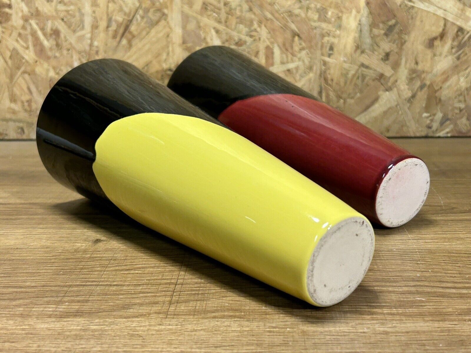 Pair of vases 70s, vintage black, yellow, red, deco pop, space age