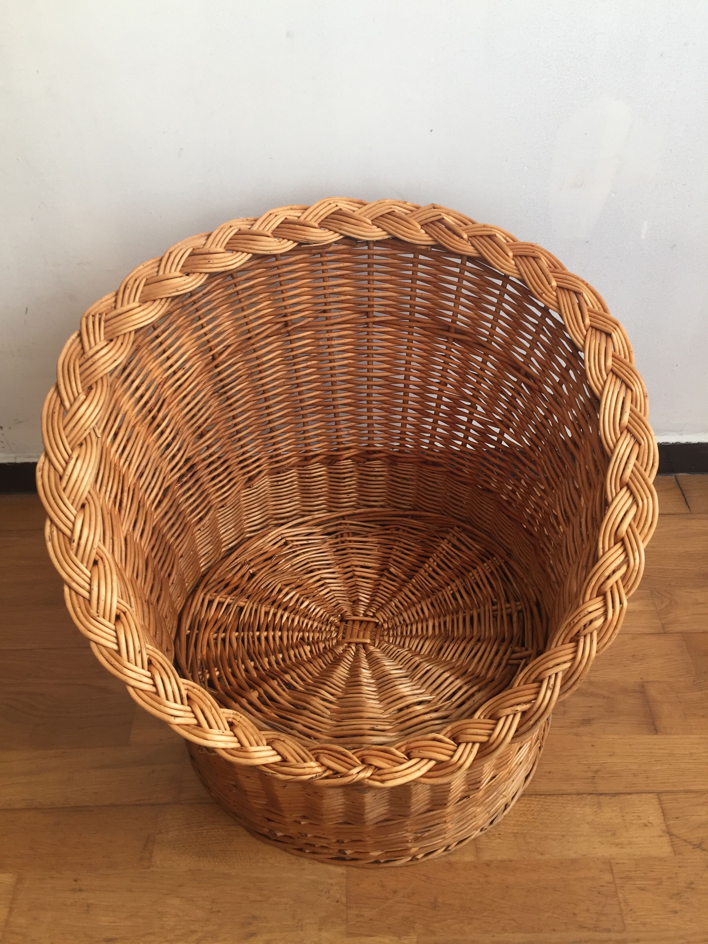 Child wicker chair