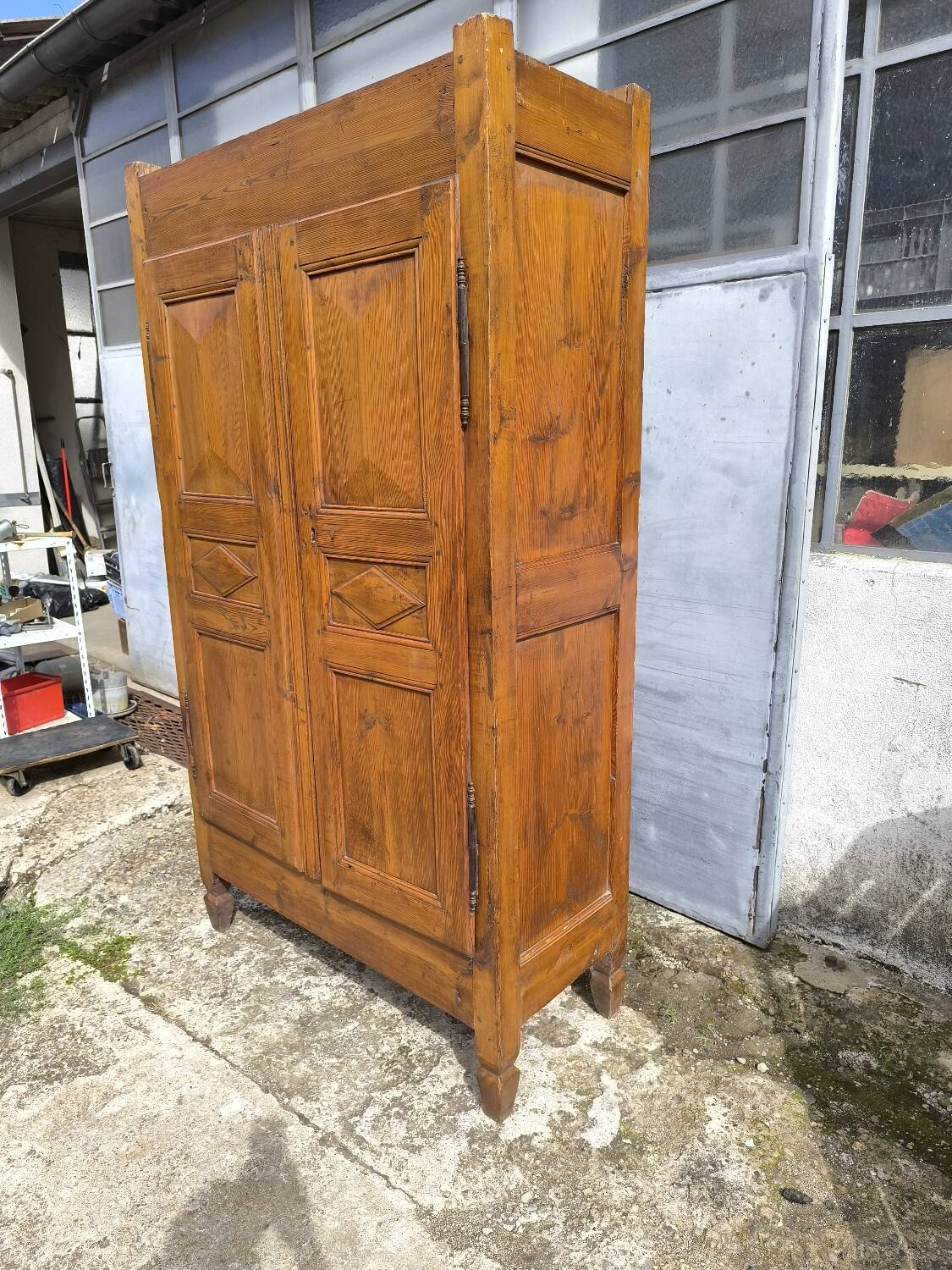 Armoire de ferme rustique en chêne et sapin