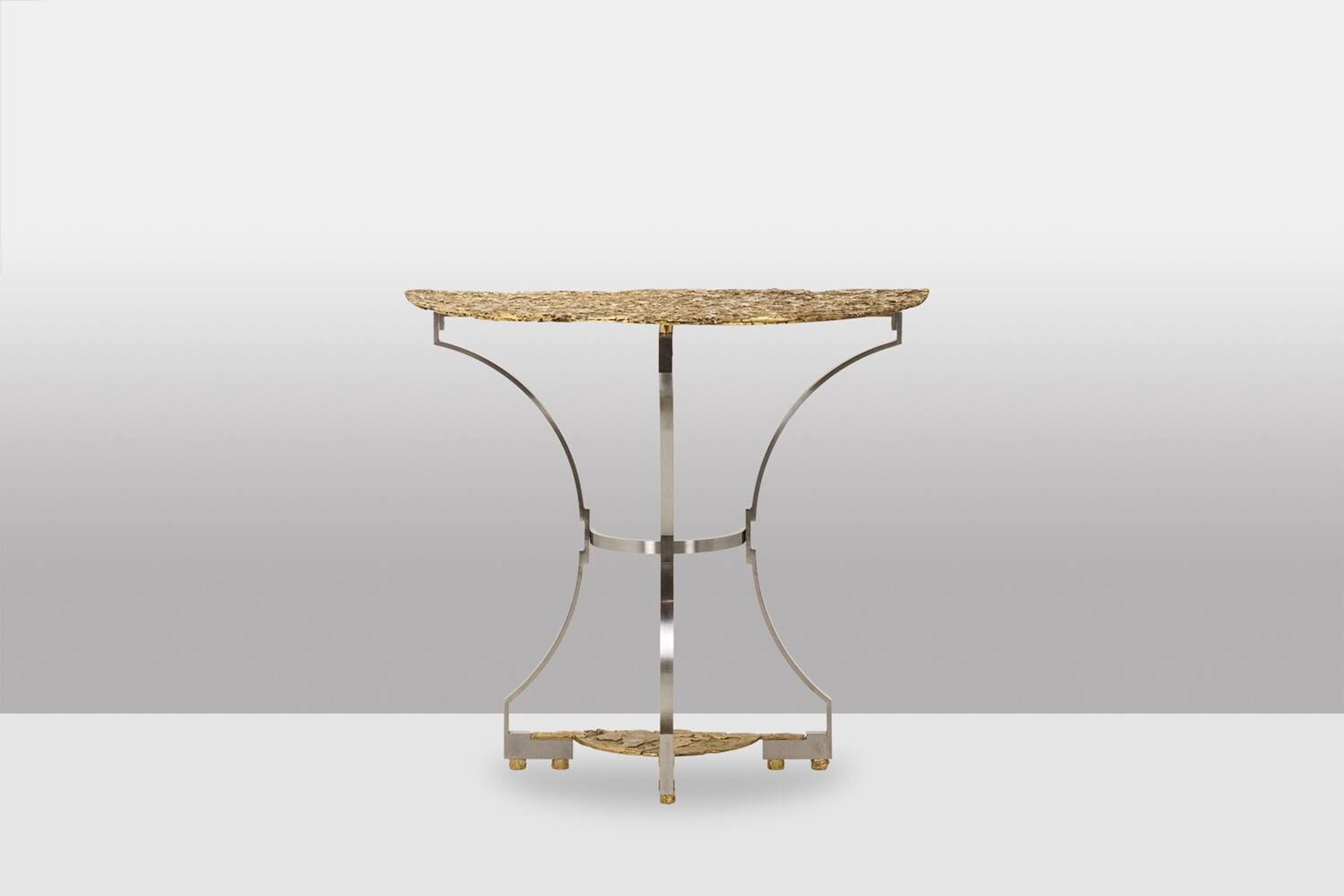 Paire de consoles contemporaines en métal et fonte de bronze