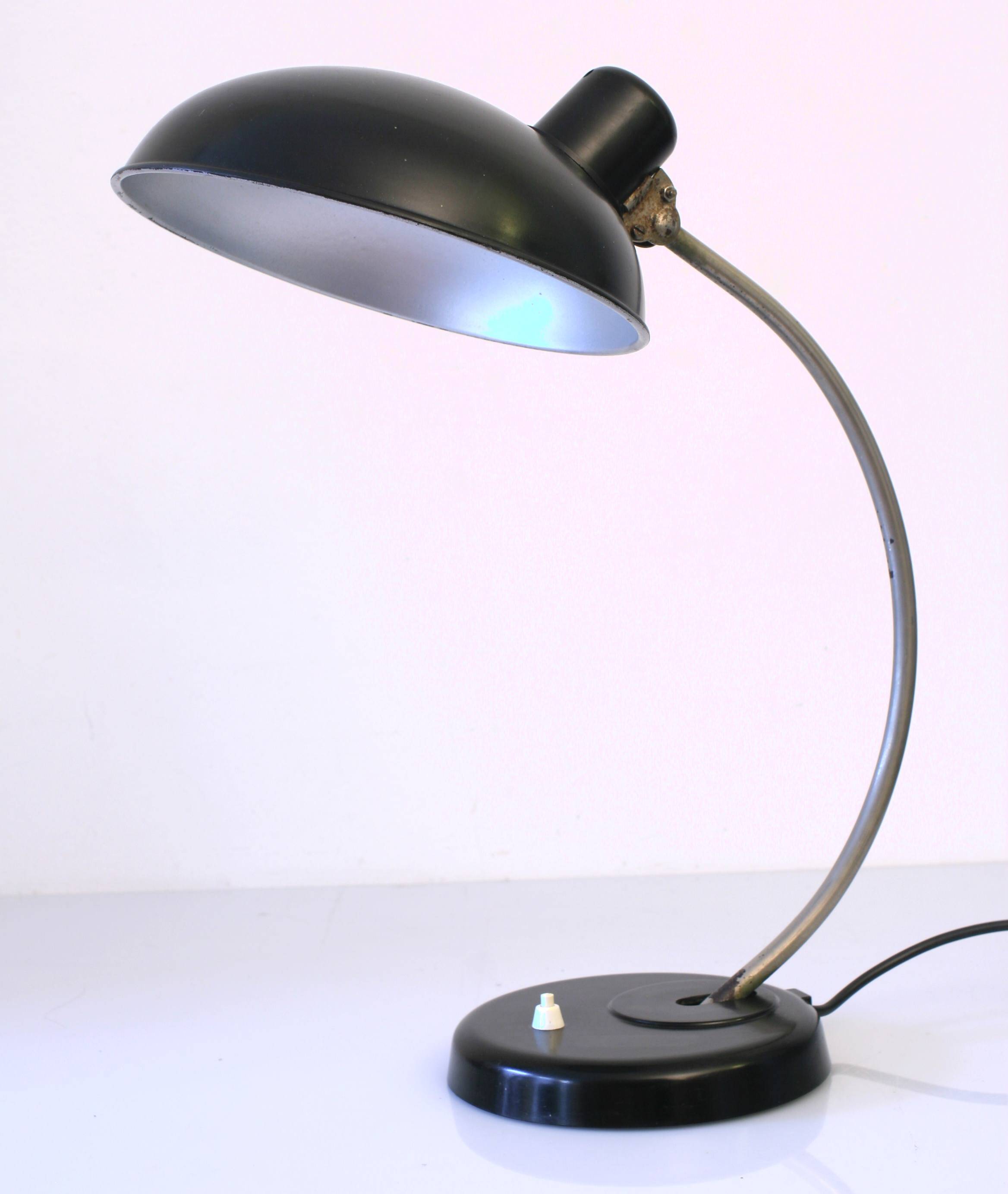 Helion Arnstadt Bauhaus vintage design desk lamp