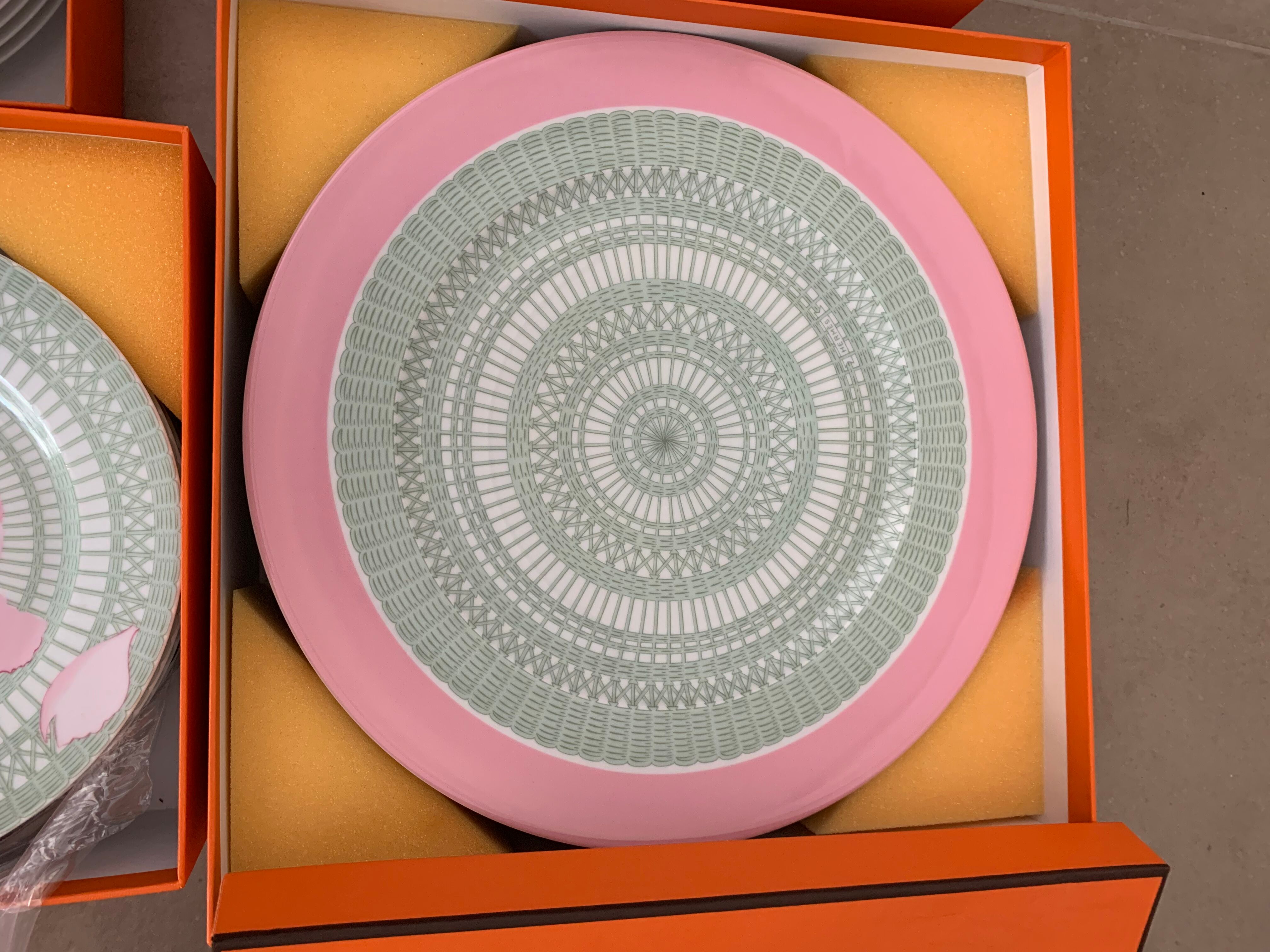 Hermès Service - 30 pieces (5 models/sizes - 6 plates)