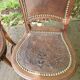Paire de chaises en chêne et cuir