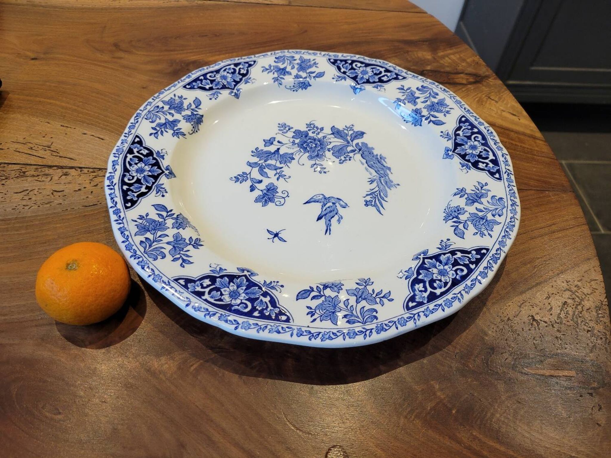 Plat bleu en gien