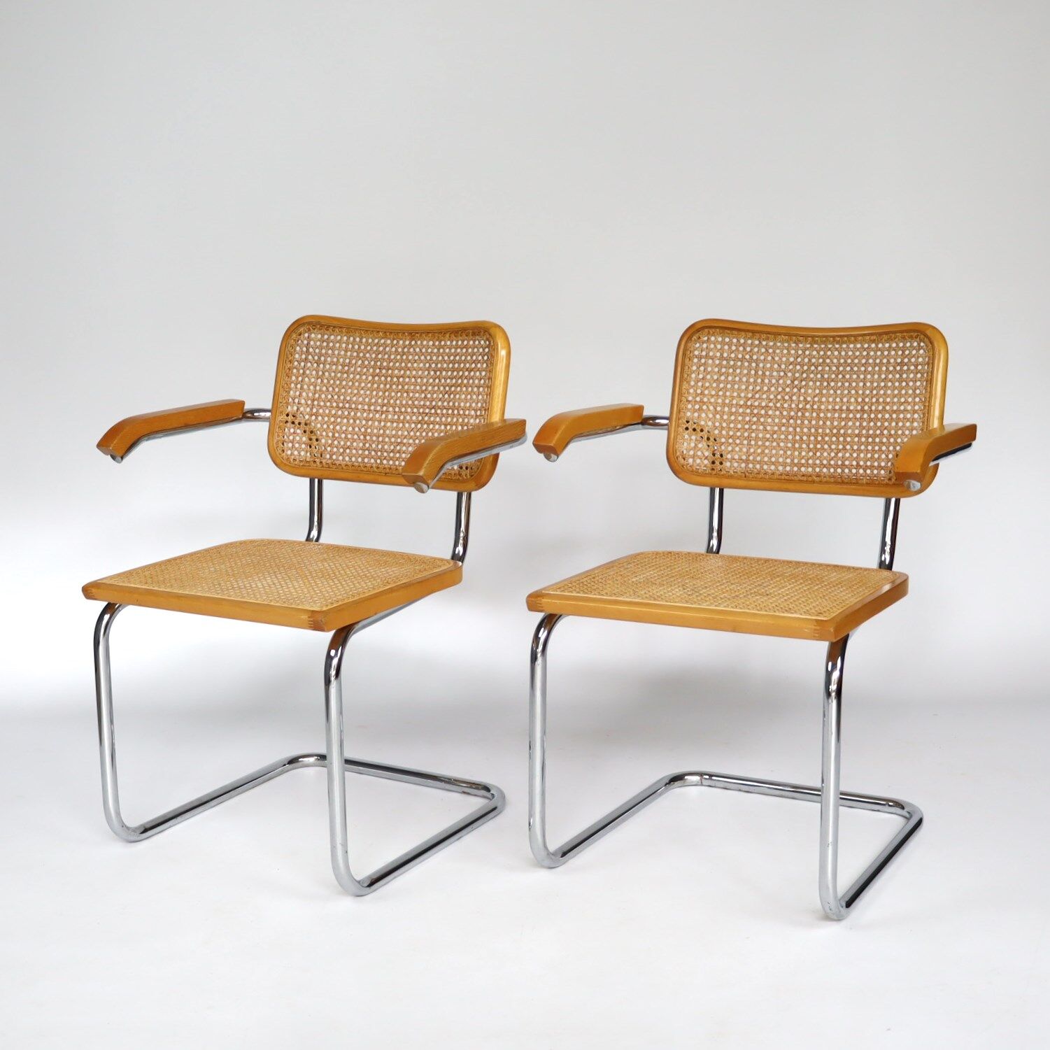 Pair of chairs Marcel Breuer B64 Cesca