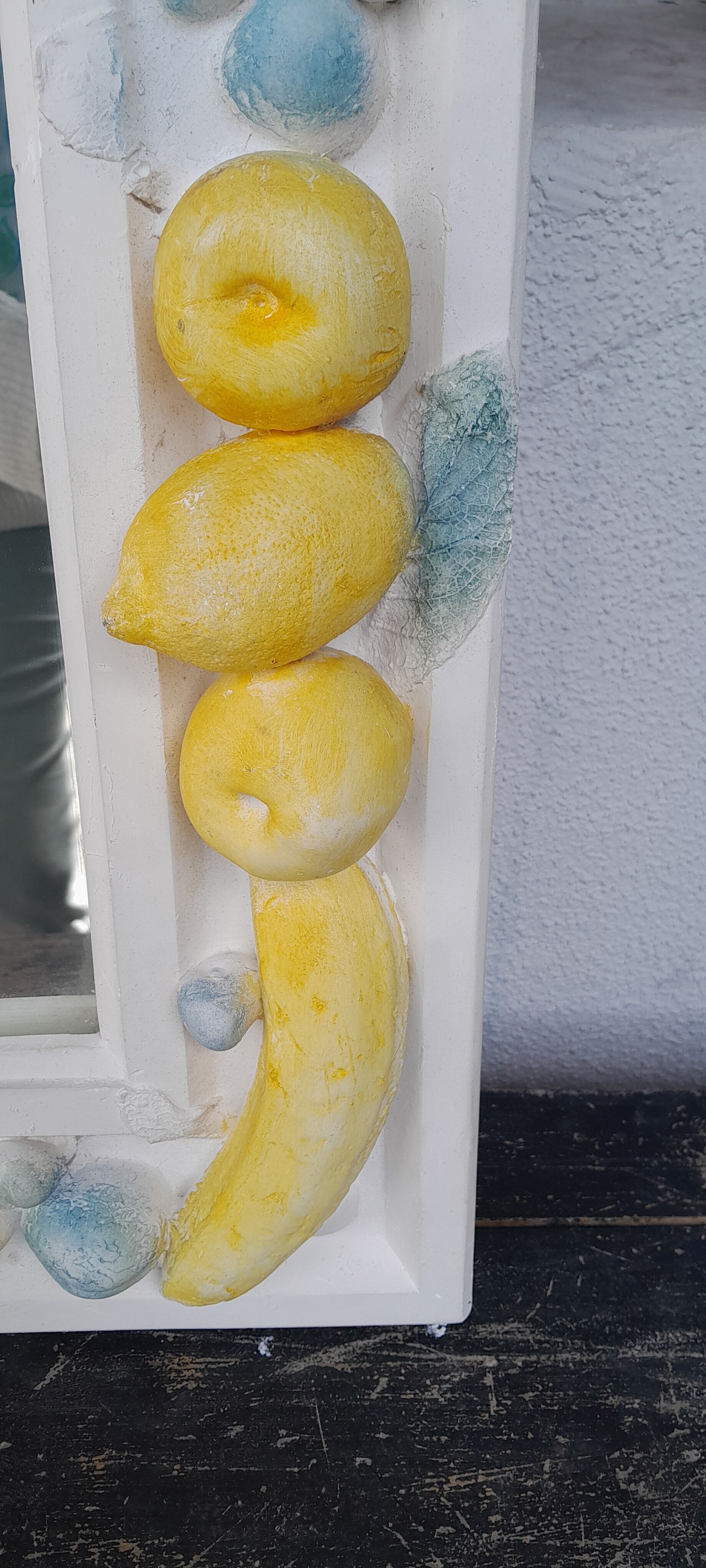 plaster mirror fruit frame