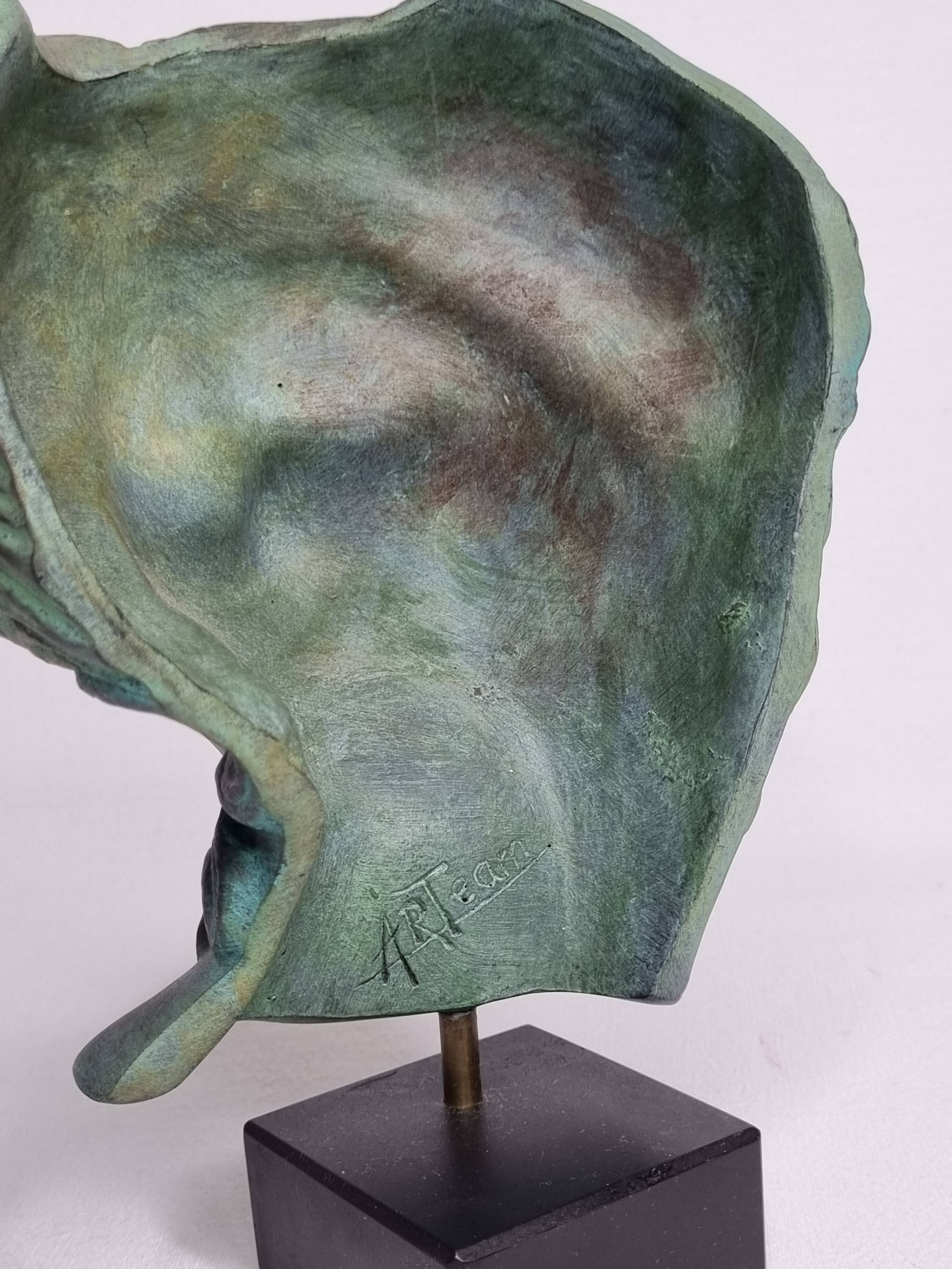 Antique style statue head, verdigris patina, signed Art Team, H 20 cm