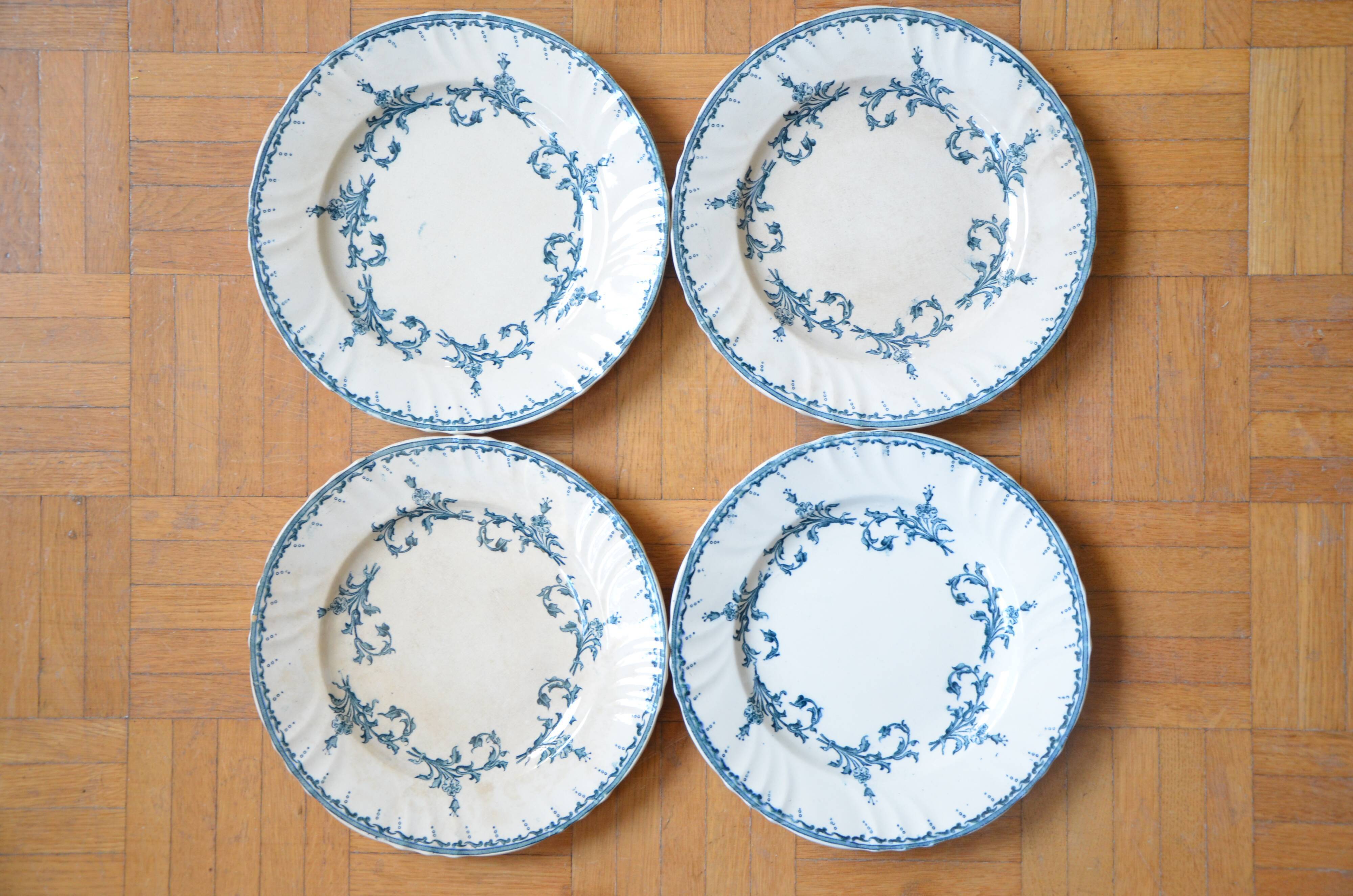 Lot de 4 assiettes Chantilly de la manufacture Longwy