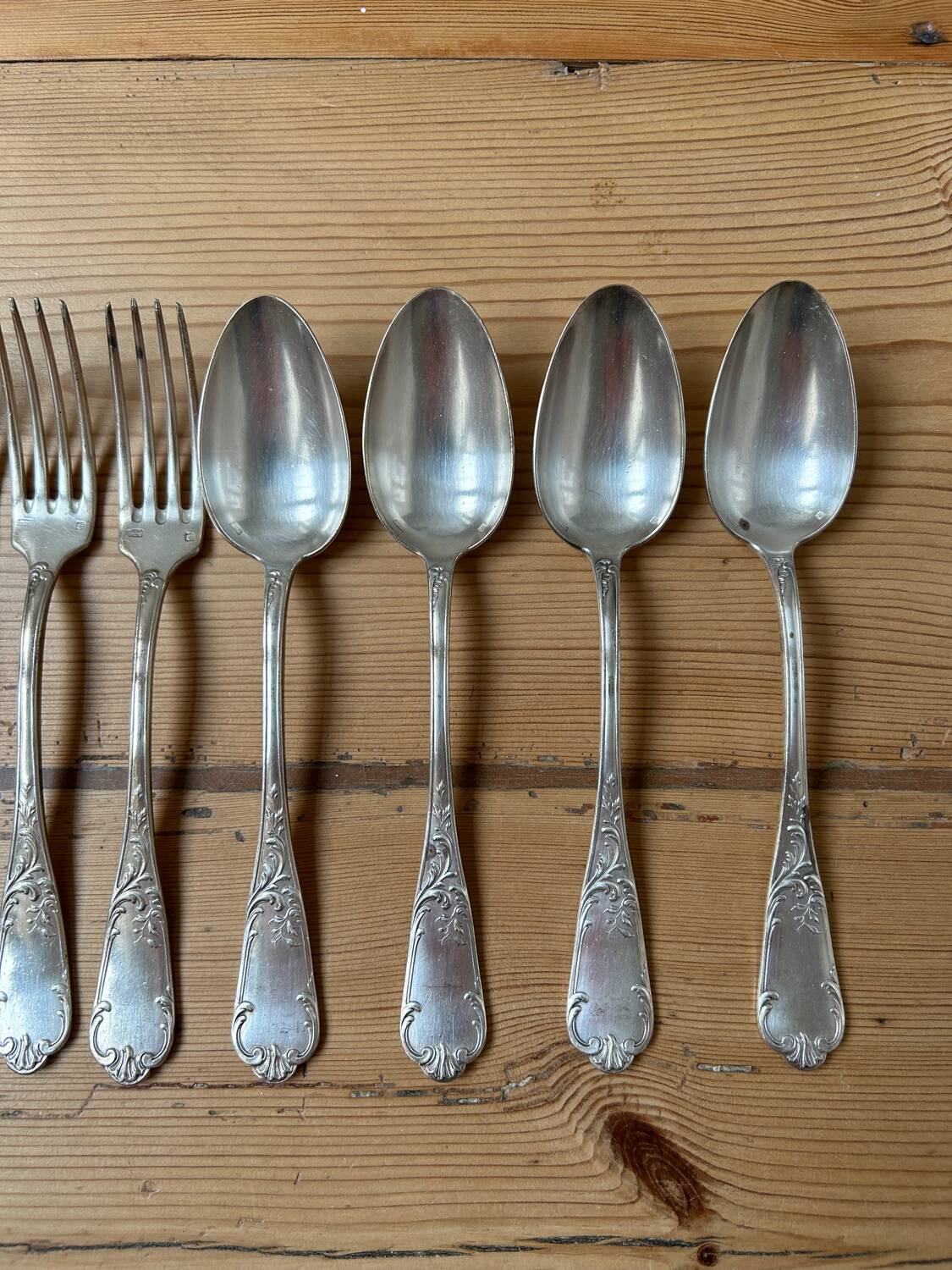 Set of 8 antique silver-plated cutlery pieces