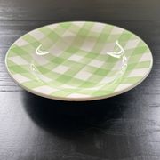 Assiette à carreaux vert pâle
