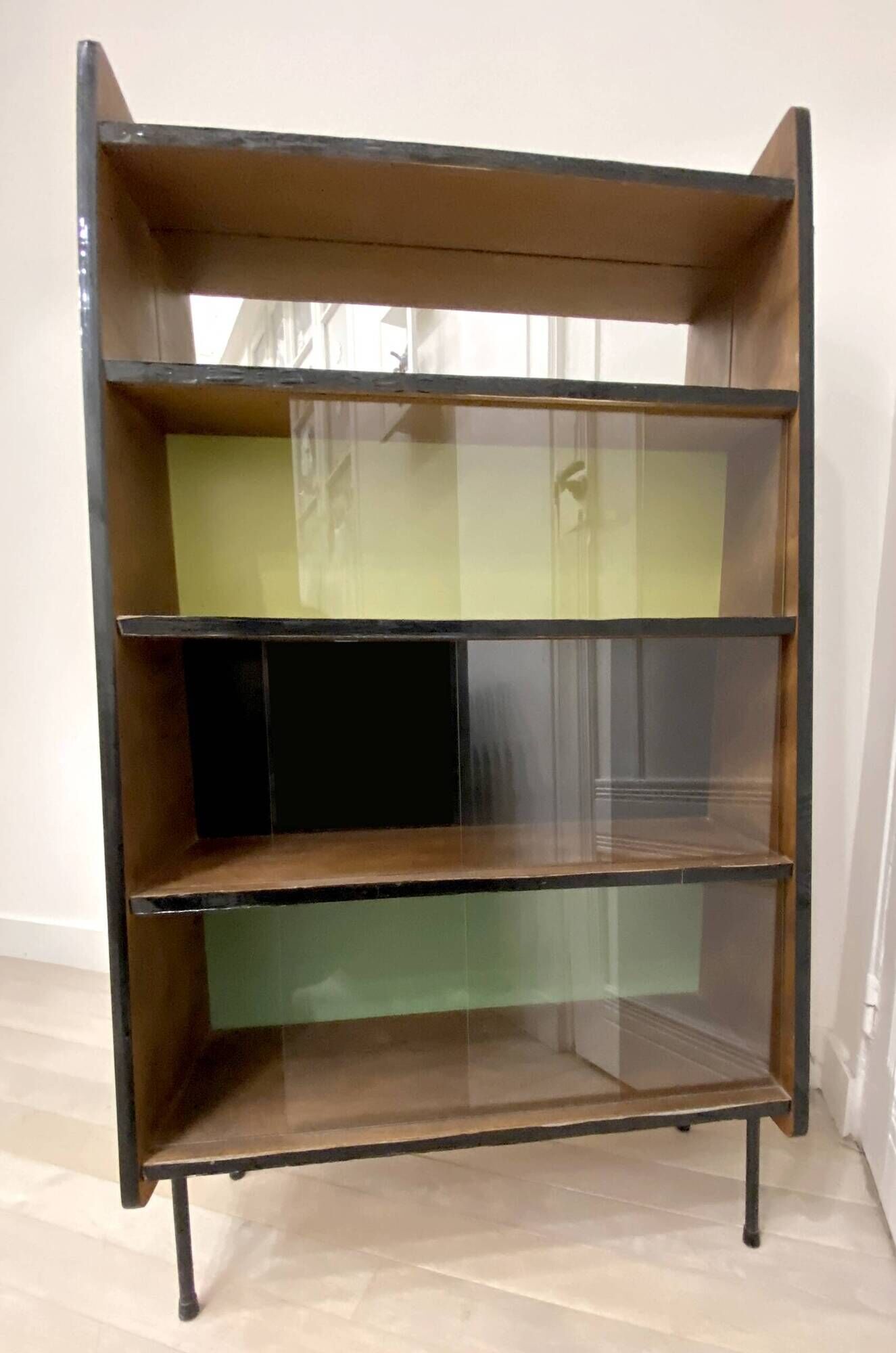 Vintage glass-fronted library Alta 1950