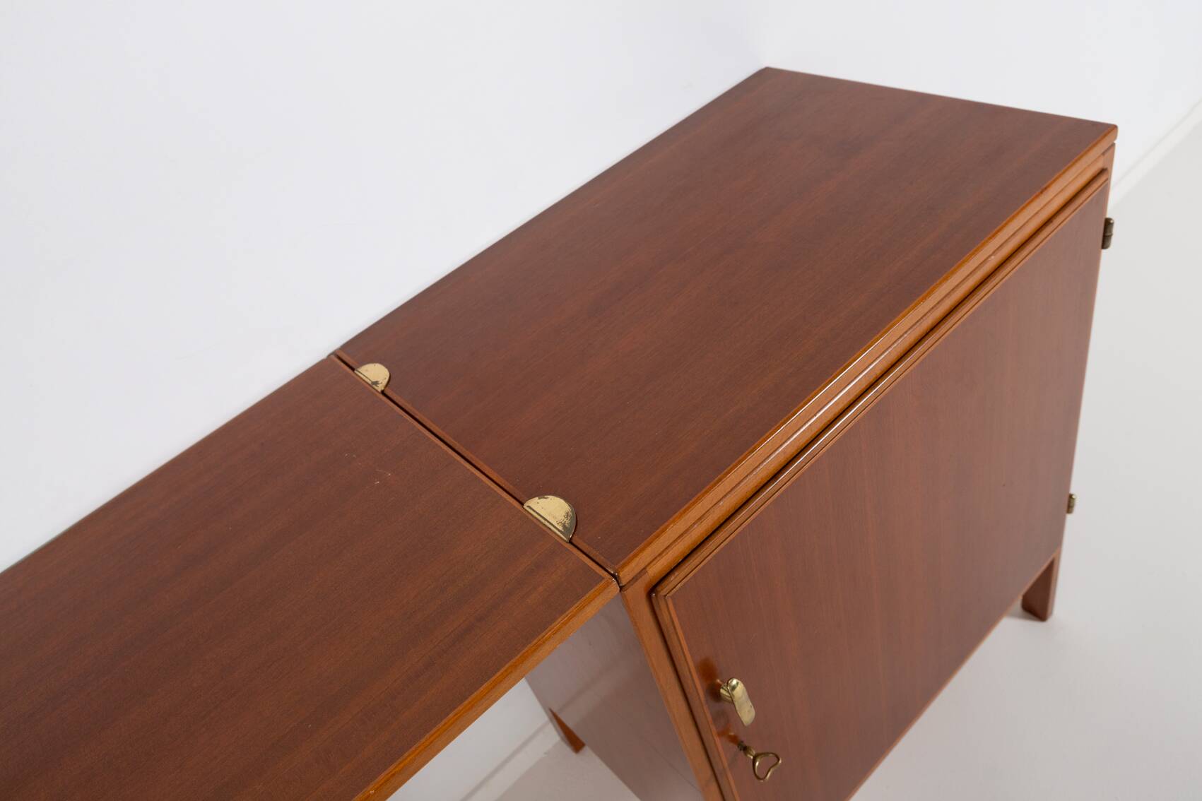 1950’s Swedish Mid-Century Modern sideboard from David Rosen by Nordiska Ko