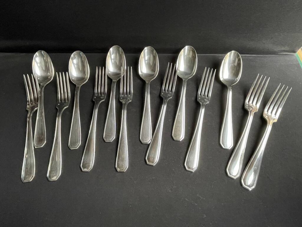 8 forks and 6 large Argental salad or dessert spoons