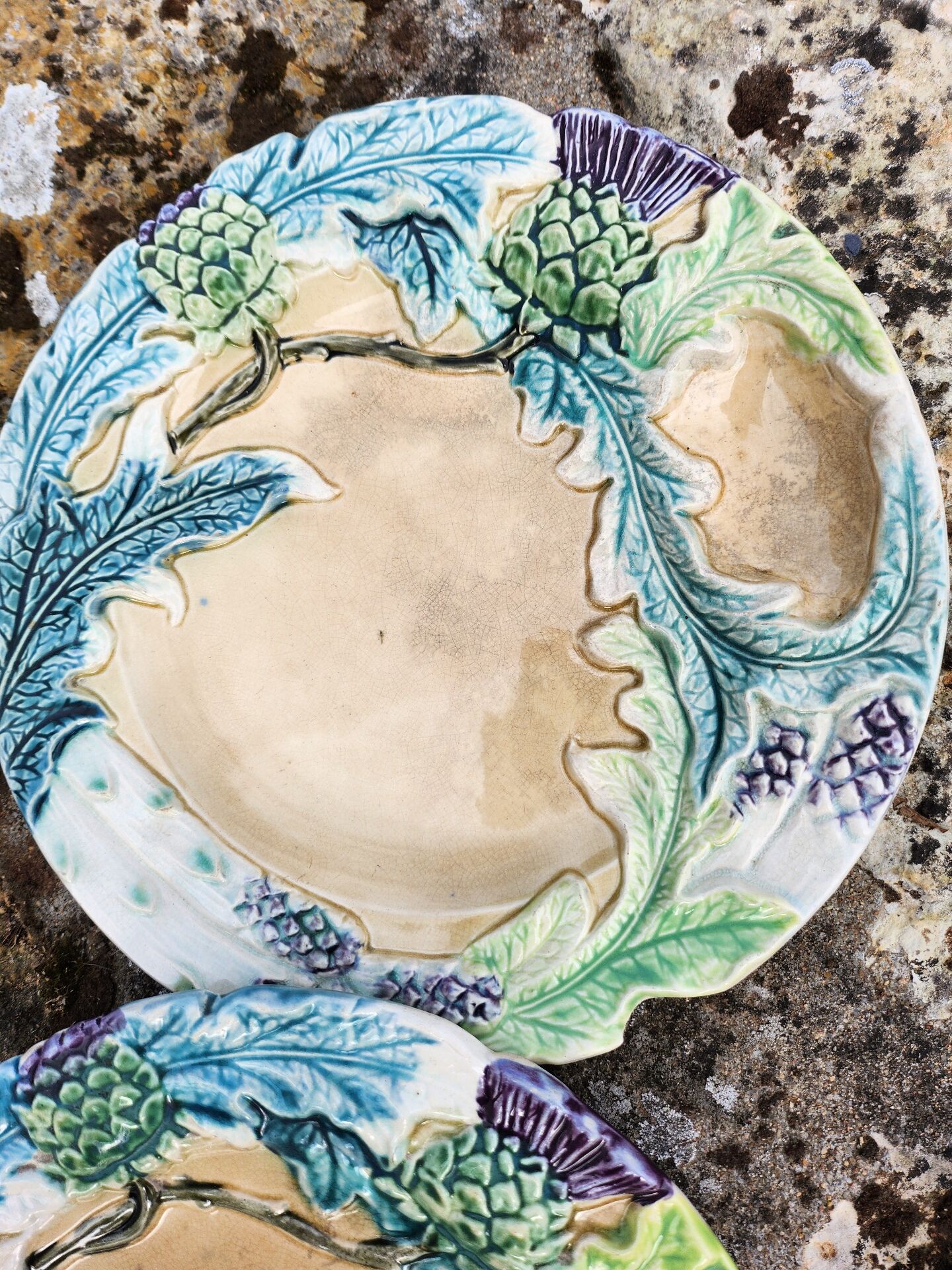 2 barbotine plates