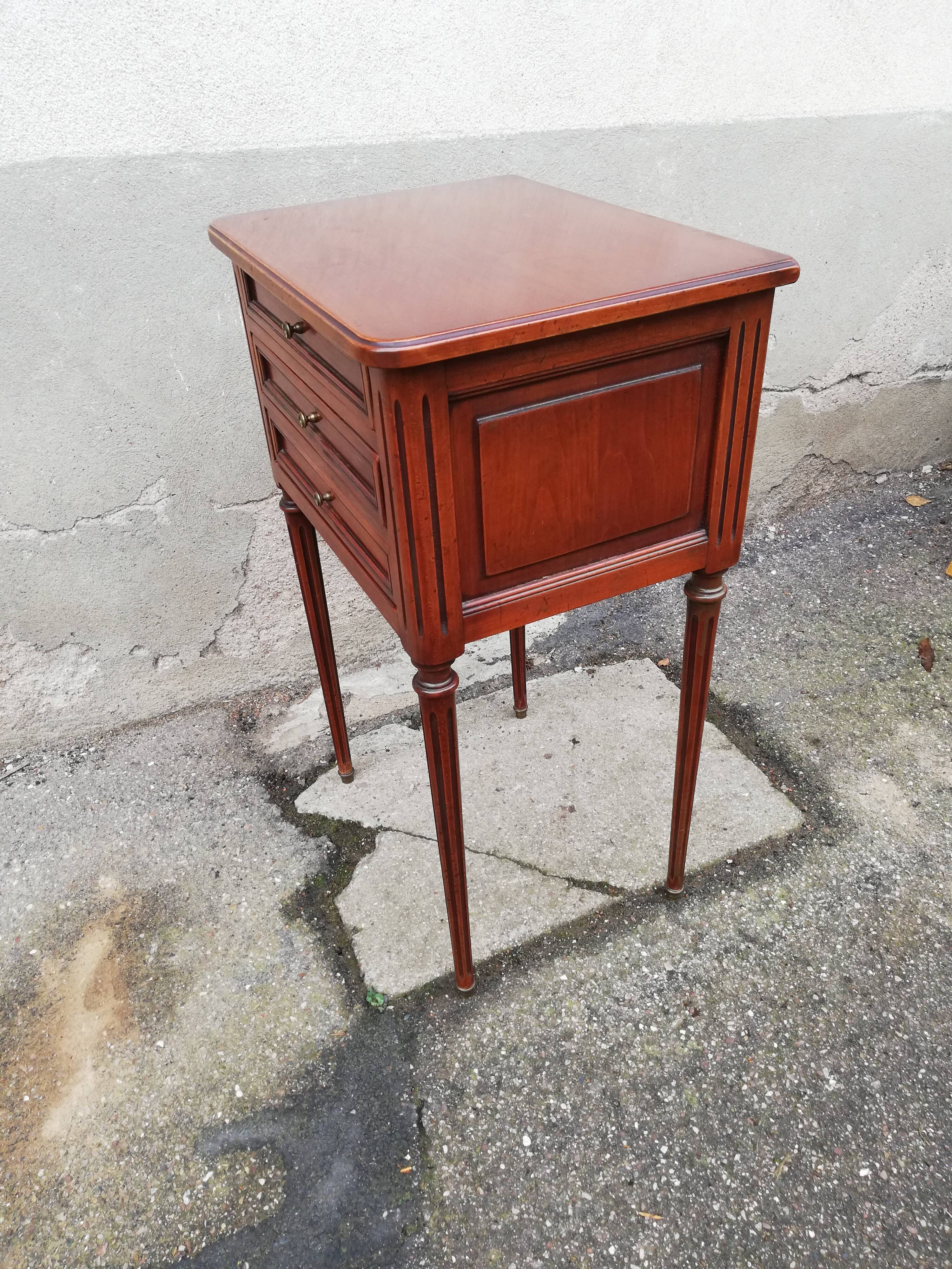 Chest of drawers 3 drawers louis xvi style