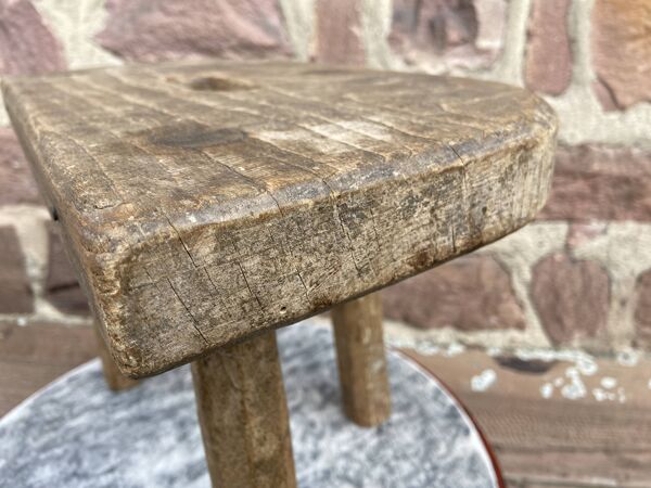 Tabouret de traite tripode, art paysan alsace, france 1920