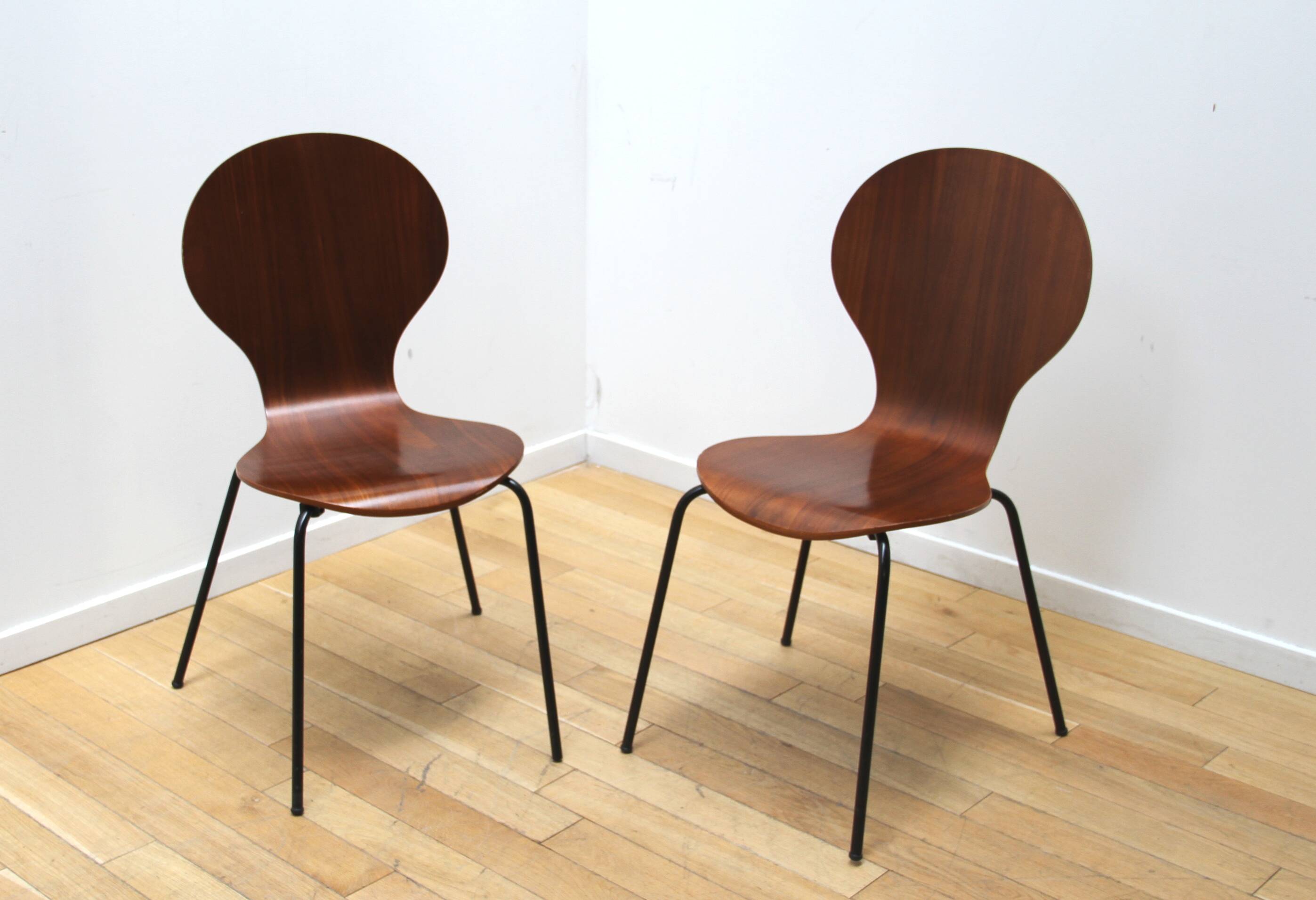 Paire de chaises de salle à manger