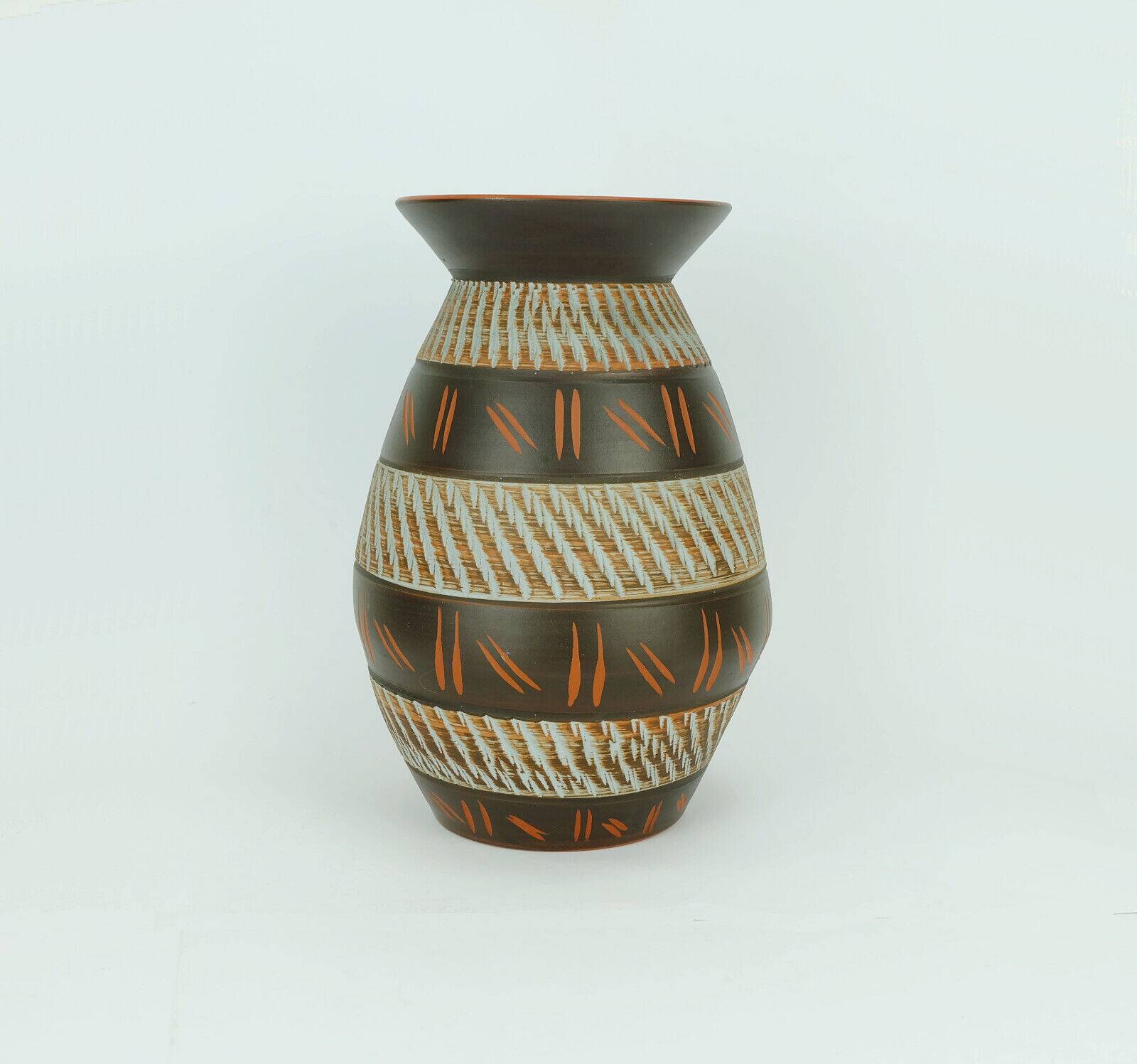 1950's akru keramik mid century VASE sgraffito decor model 10 30