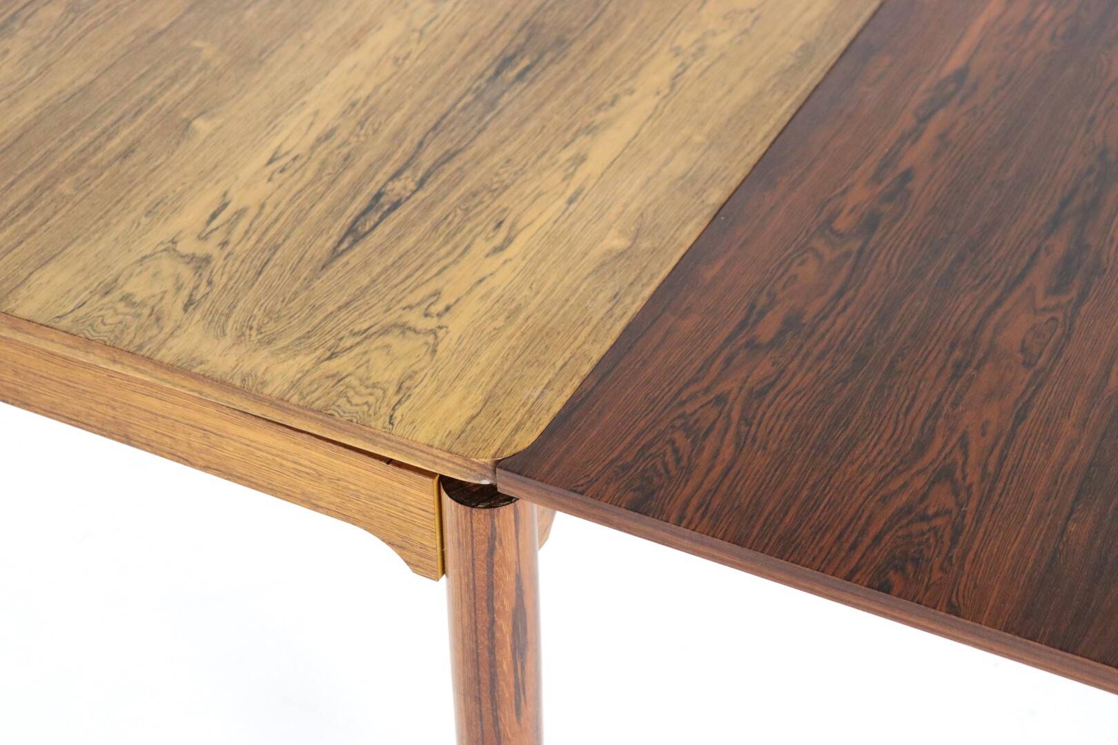 Extendable rectangular dining table in rosewood 'Emmedingen'