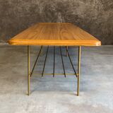 Table basse bois et métal doré, 1950-1960