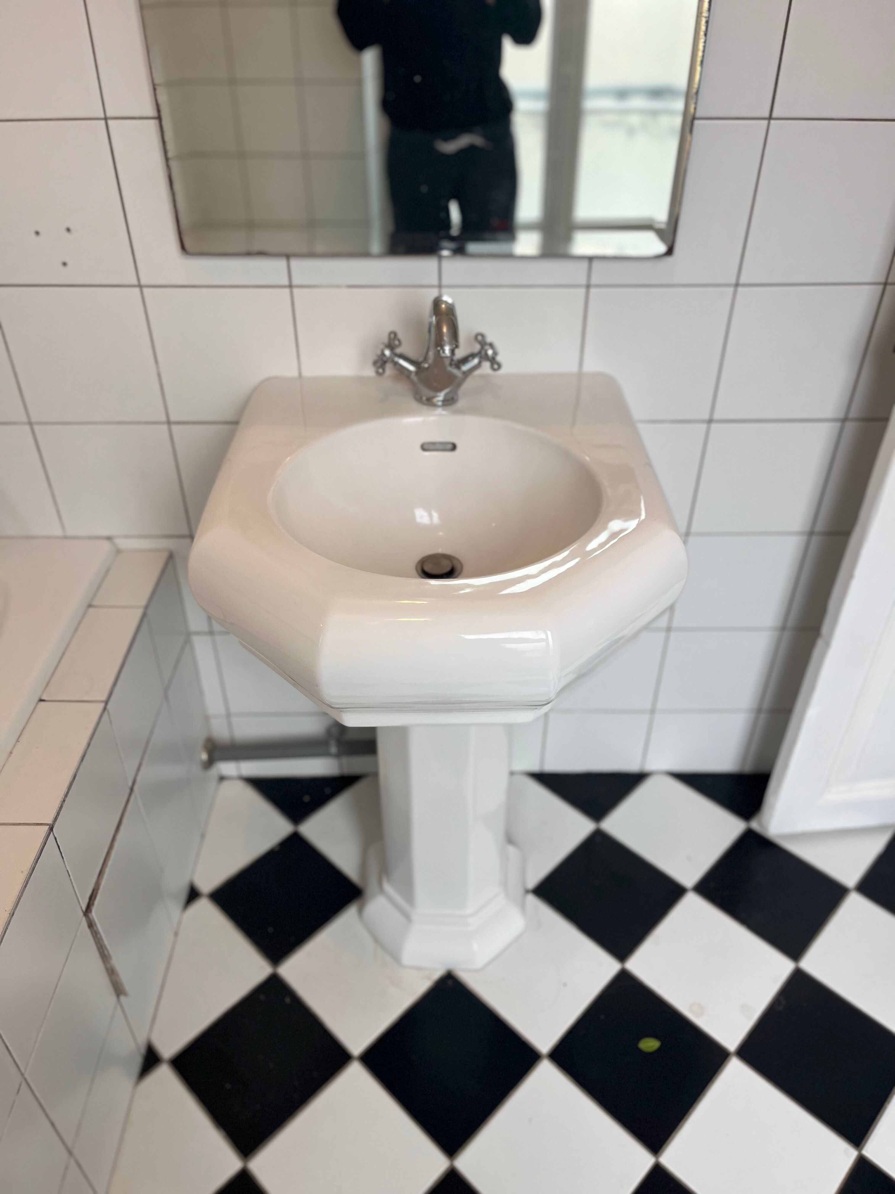 Villeroy & Boch washbasin