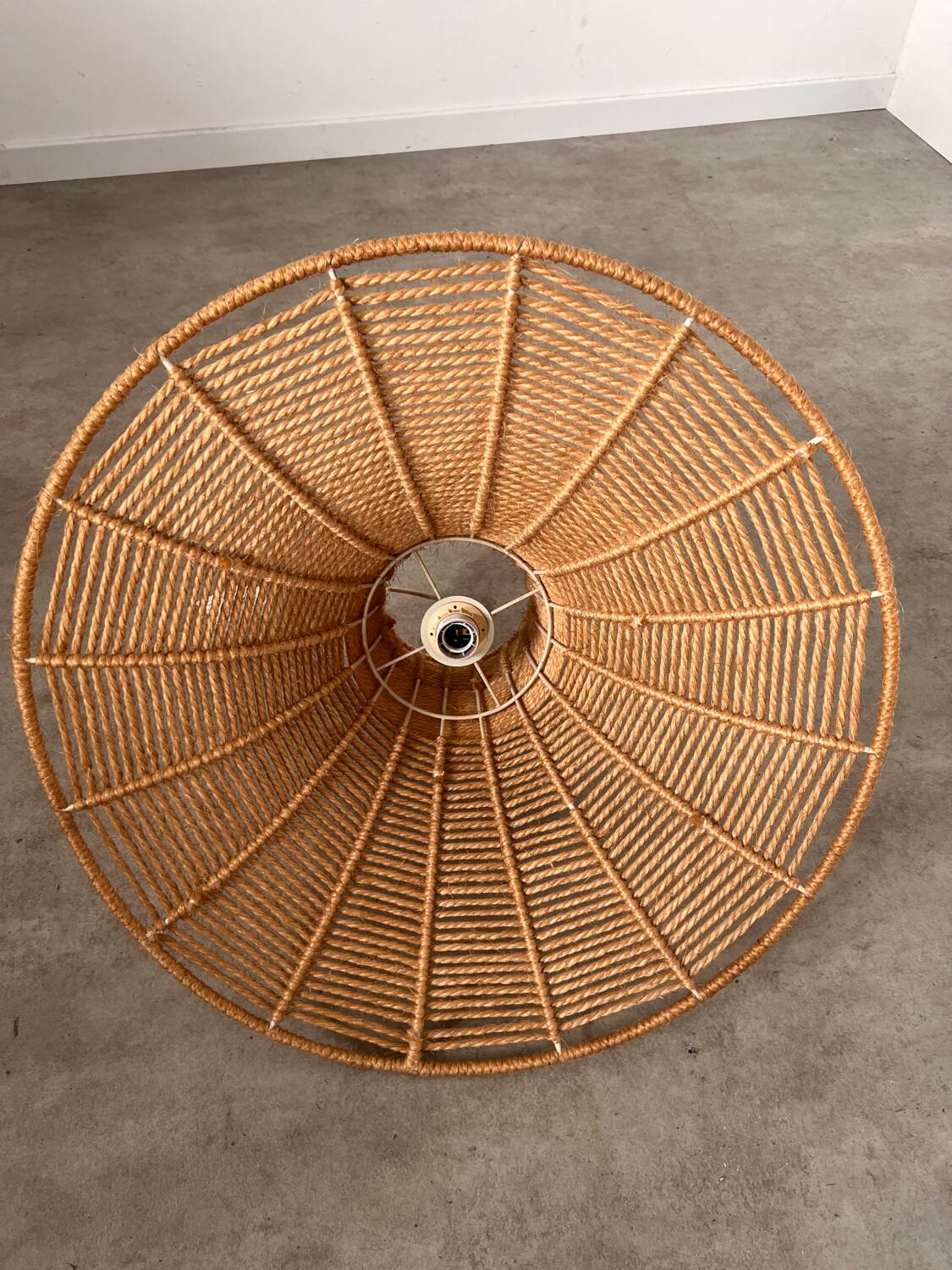 Large vintage rope pendant lamp design from the 70s