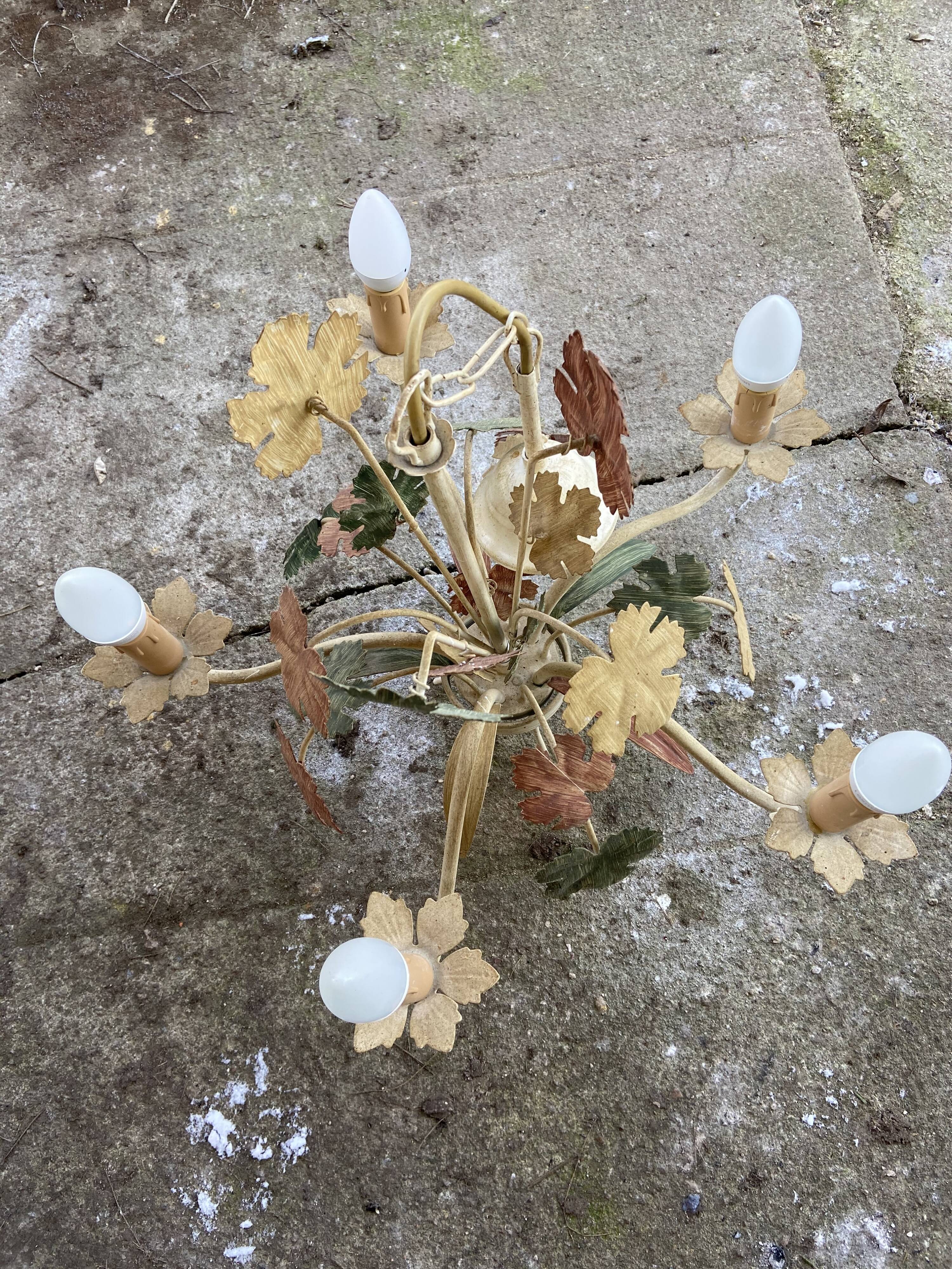 Metal luster painted 3 colors, Florentine style