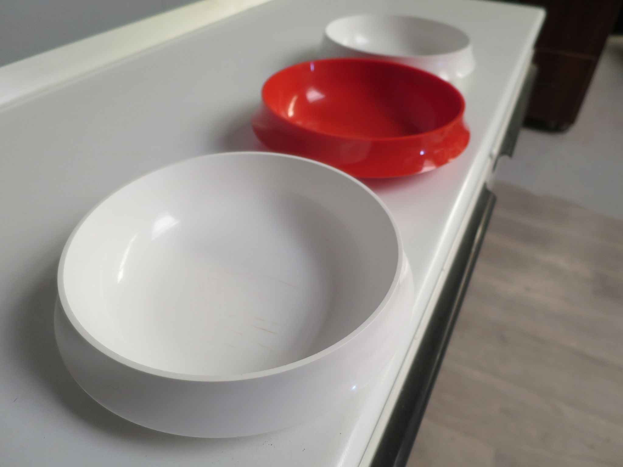 Set de 3 assiettes Guzzini Italie années 70