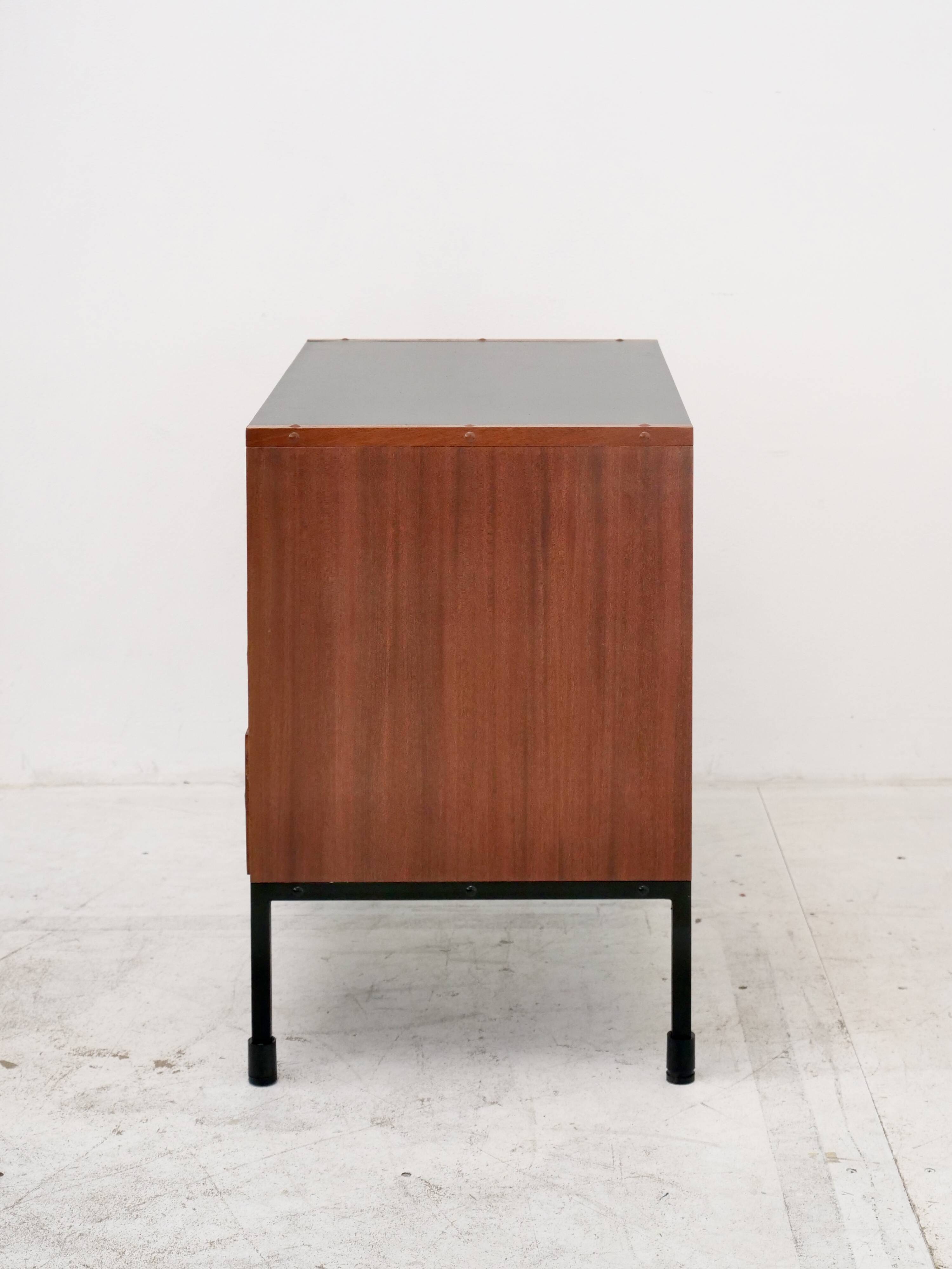Commode à triroirs mid century design Français ARP Minvielle