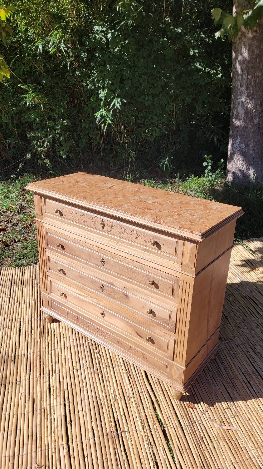 Beautiful renovated chest of drawers