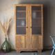 Armoire vitrée parisienne / Vitrine
