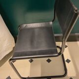 2 chaises   en cuir  style bauhaus