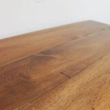 Walnut chest of drawers