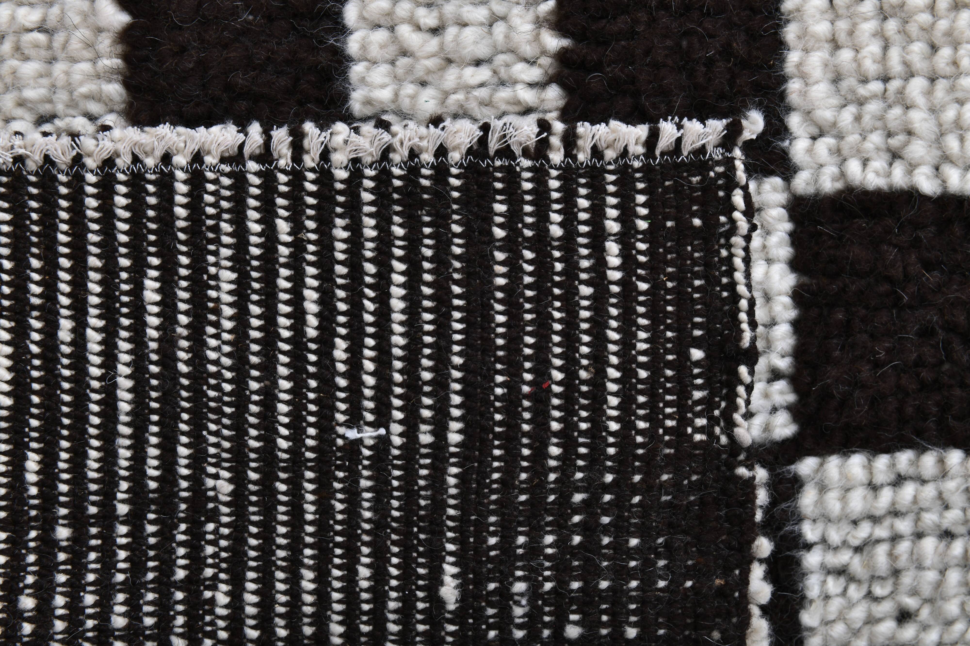 2x10 Checkered Moroccan Runner Rug 70x302Cm SK 242433