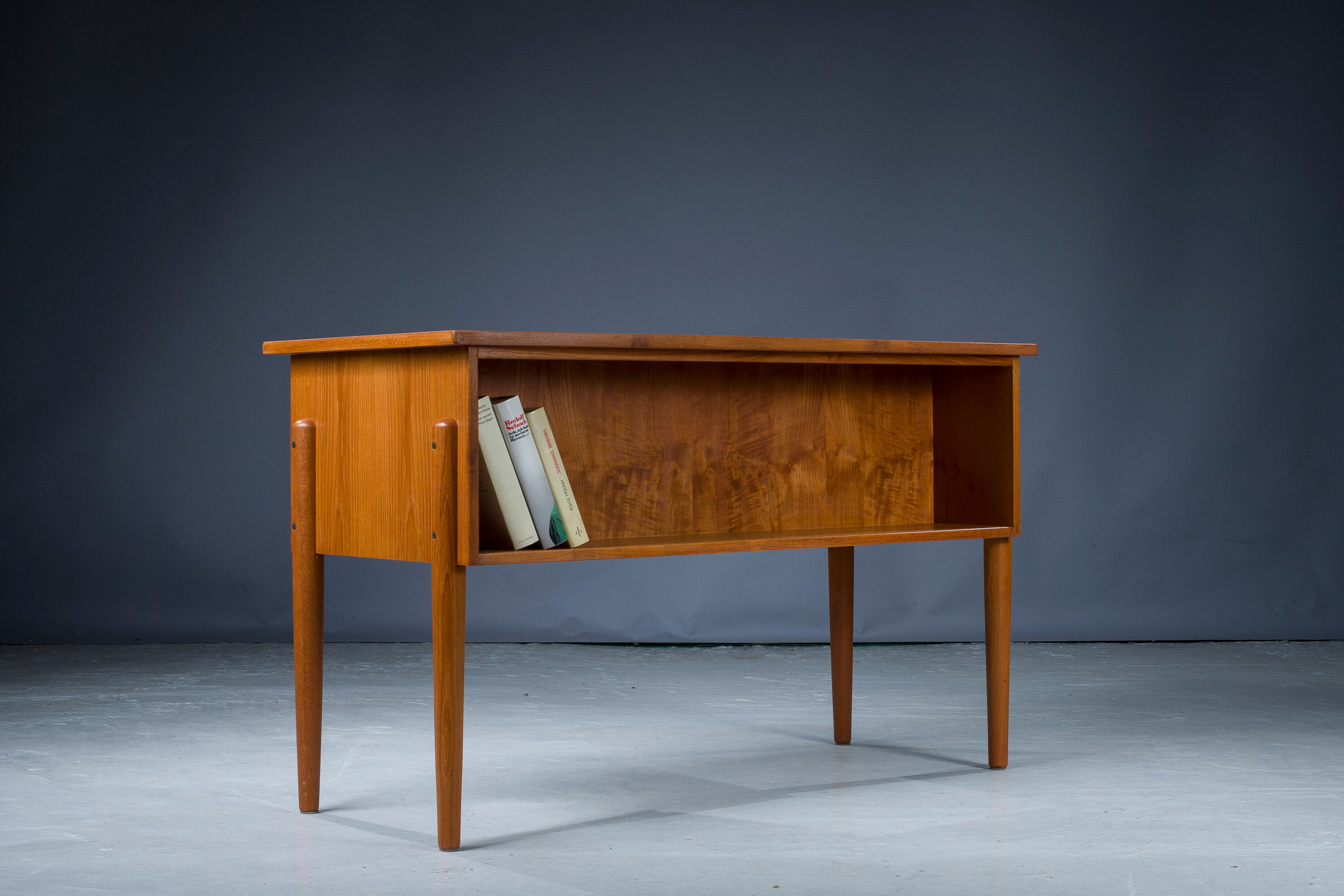 Danish teak desk, 1970s