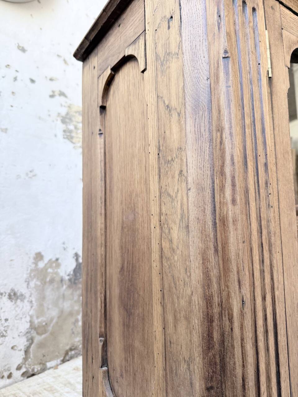 Enfilade display cabinet, solid oak, 1920.