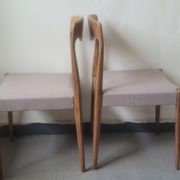 Paire de chaises scandinaves en teck assise tissu gris beige