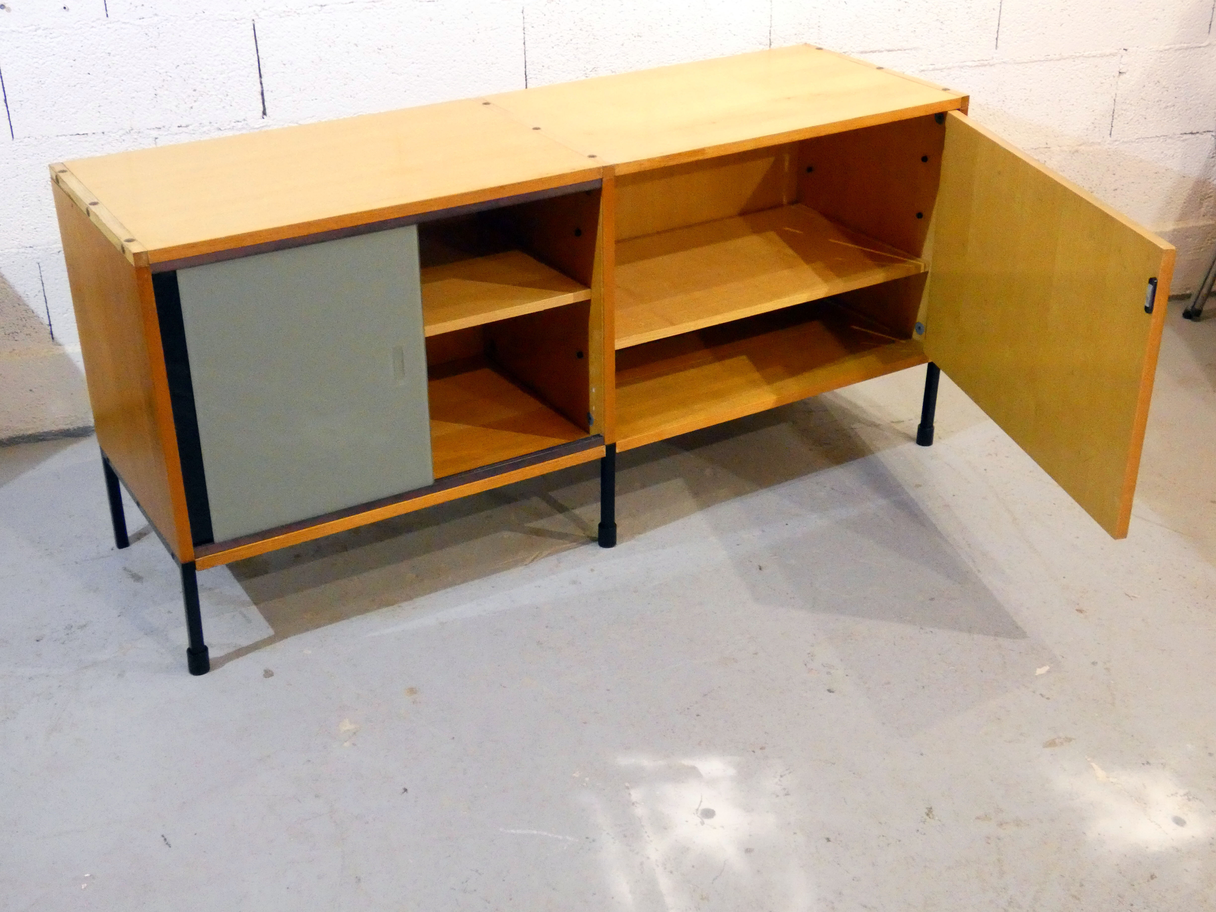 ARP sideboard edited by Minvielle