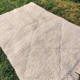 White Berber Carpet (105 x 155)
