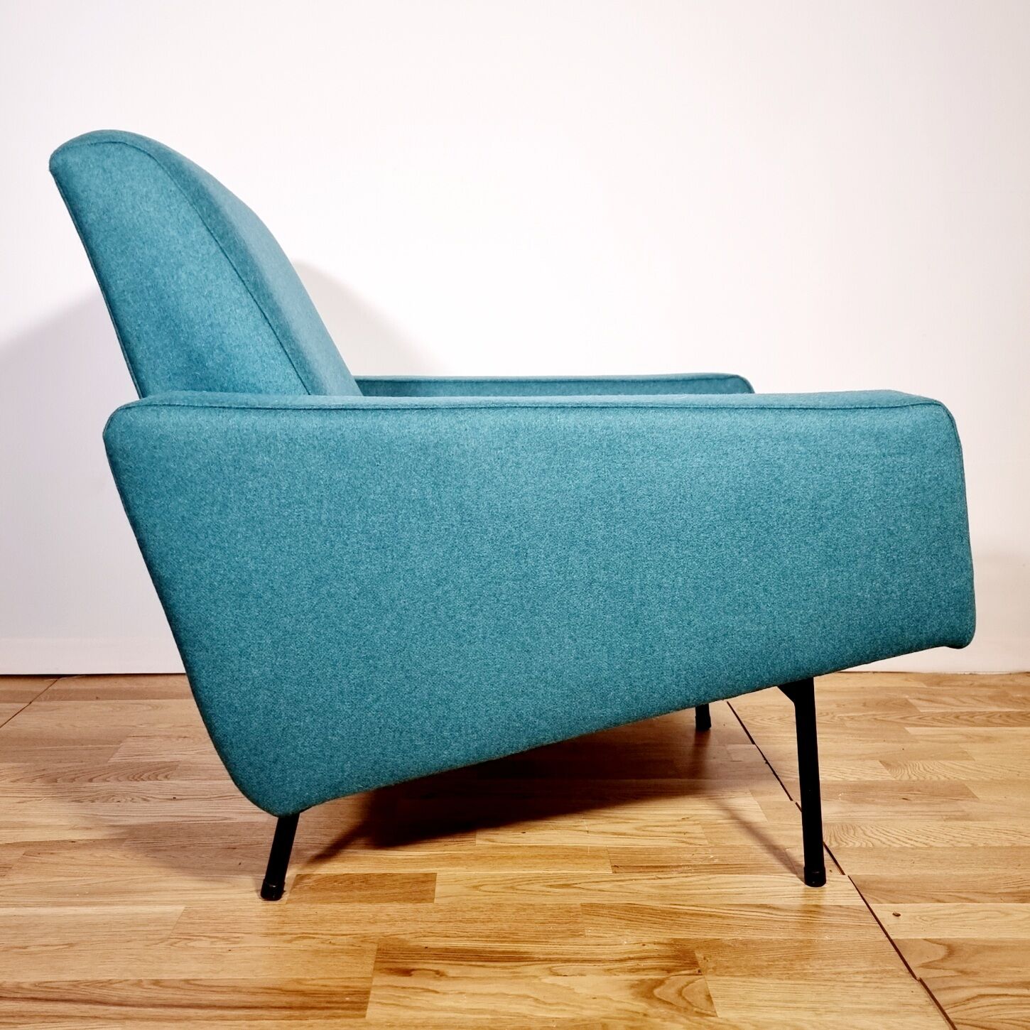 Pair of G10 armchairs by Pierre Guariche for Airborne, circa 1955