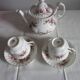 Teapot and its 2 cups and saucers Royal Albert Porcelaine "Lavender Rose"