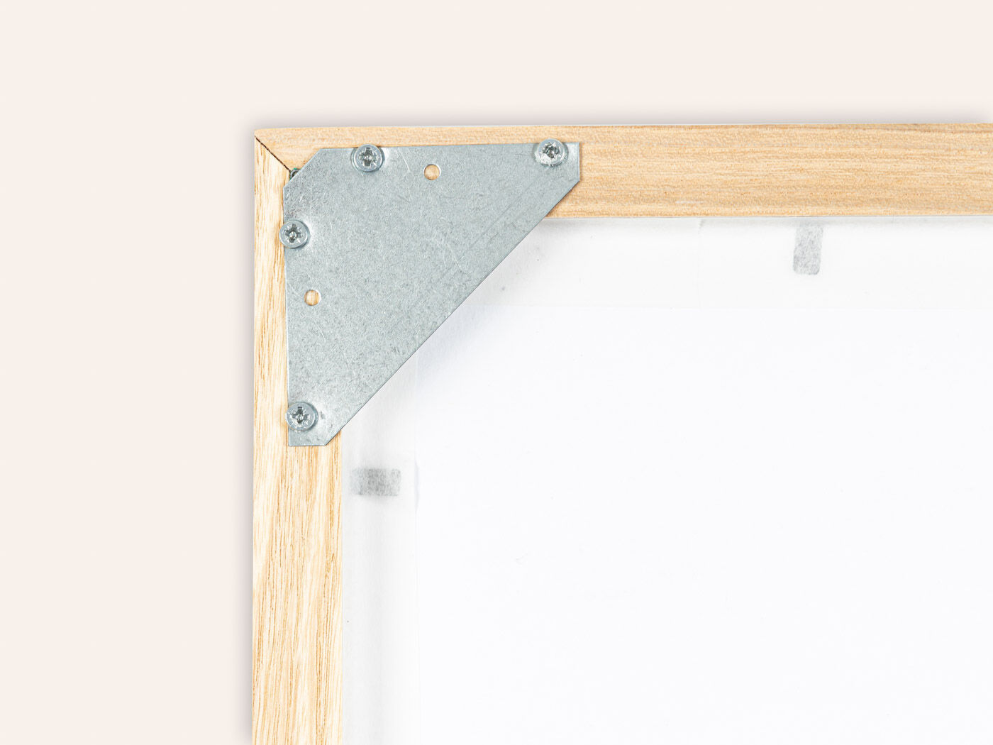 Wild Flowers in a Vase, Oil on Plate, 38 x 38 cm