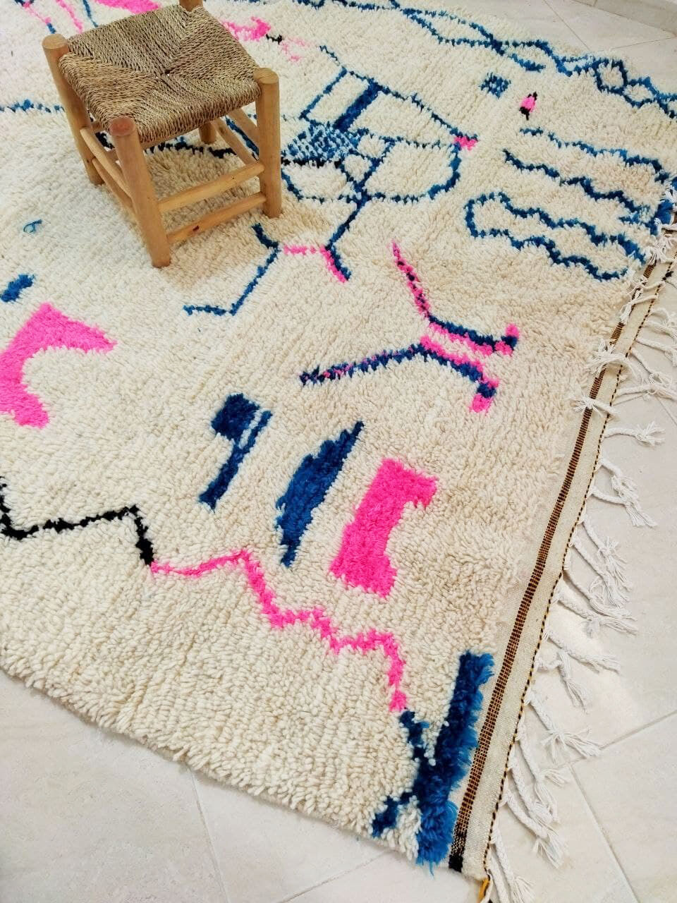 Moroccan berber carpet 282x197cm