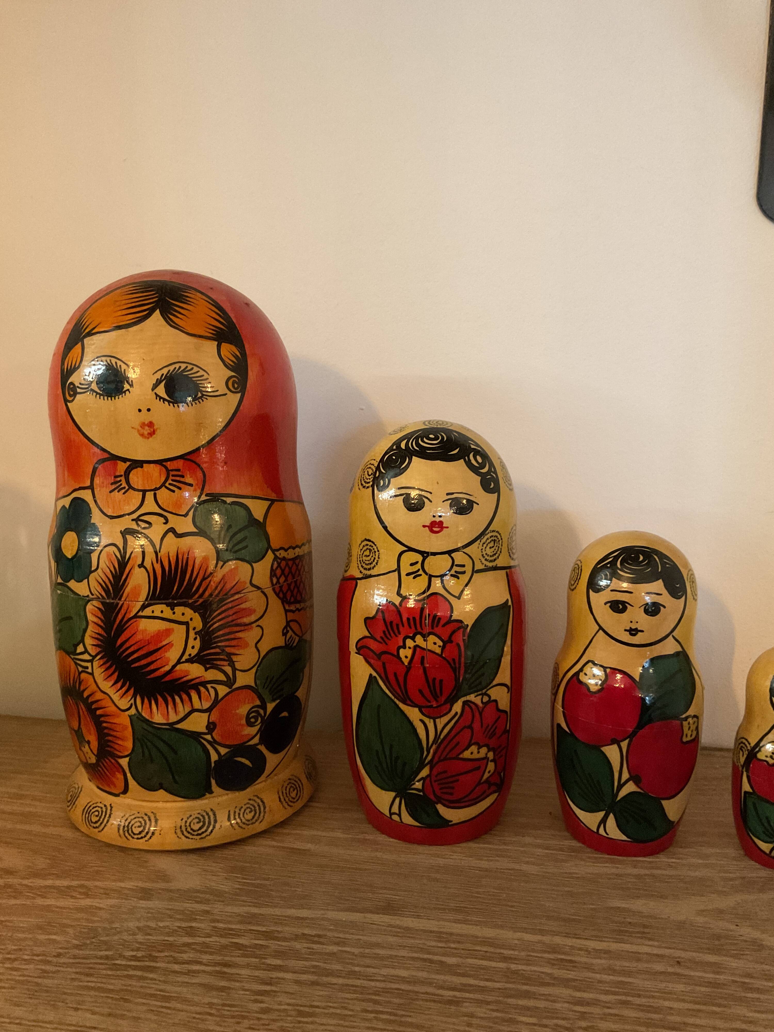 5 Russian dolls; vintage