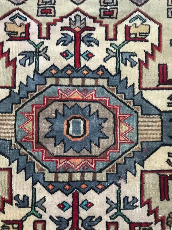 Carpet Caucasian chirwan 20th century handmade 130 x 204 cm