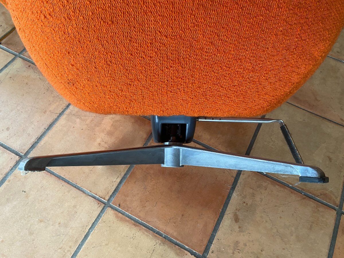 Circa 70 swivel and tilting chair