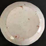 Assiette du XVIIIeme siècle en faïence de Nevers